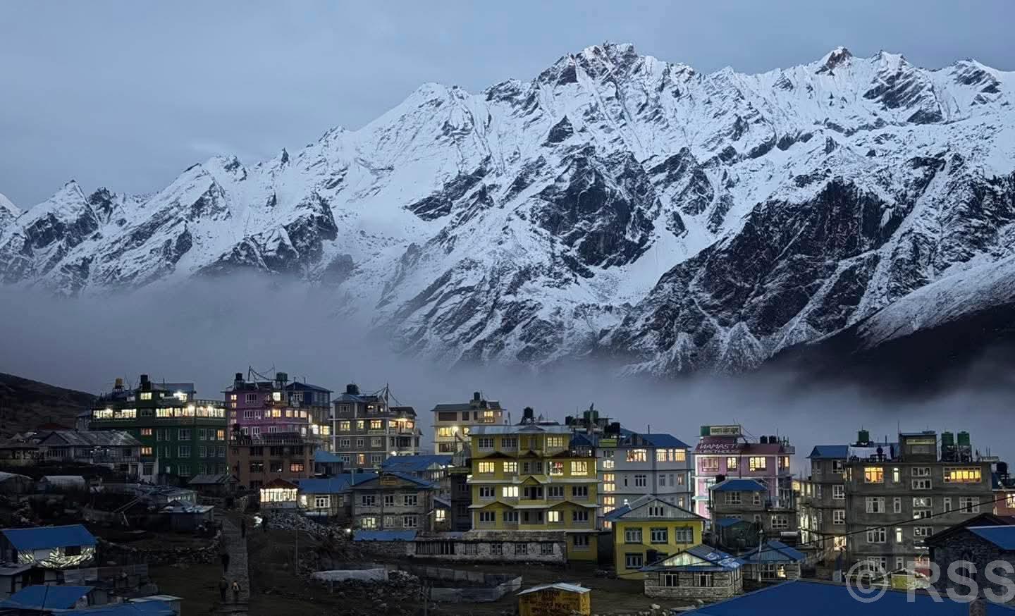 लाङटाङको क्यान्जिन क्षेत्रमा पुग्यो बिजुली